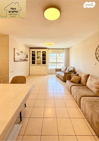 דירה, האדמו"ר מרוז'ין 28, האתרוג, ביתר עילית