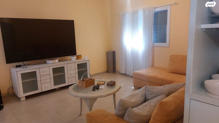 דירה, סוקולוב 15, מגדיאל, הוד השרון