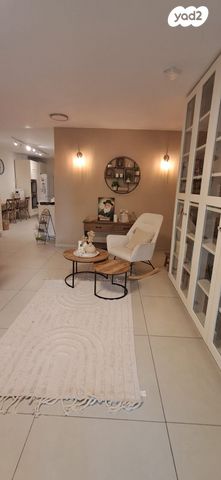 שמעון הצדיק 13