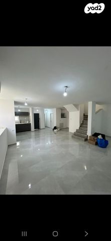 בית פרטי/ קוטג', לישנסקי 12, נווה מנחם, באר שבע