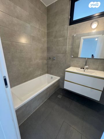 דירה, נעמי שמר 3, דרום חדש, פארק הים, בת ים