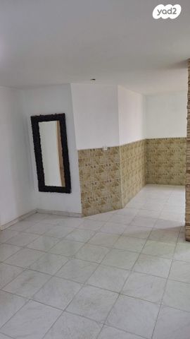 ח.מ. שפירא 56