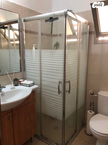 דירה, שירת אסתר 8, נווה גן, פתח תקווה