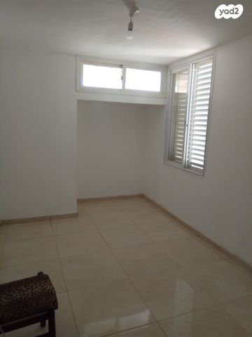 דירה, אלעזר בן יאיר 15, יעלים, ערד