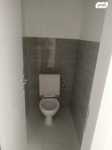 דירה, אביי 33, דובב מישרים / רמת בית שמש ד-1, בית שמש