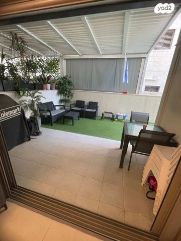 דירת גן, יהושע חנקין 31, אגרובנק, חולון