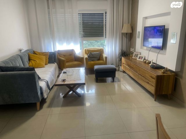 אהרון חג'ג' 34