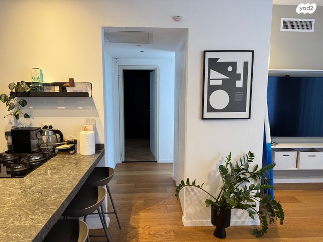 דירה, דרך מנחם בגין 144, מונטיפיורי, הרכבת, תל אביב יפו