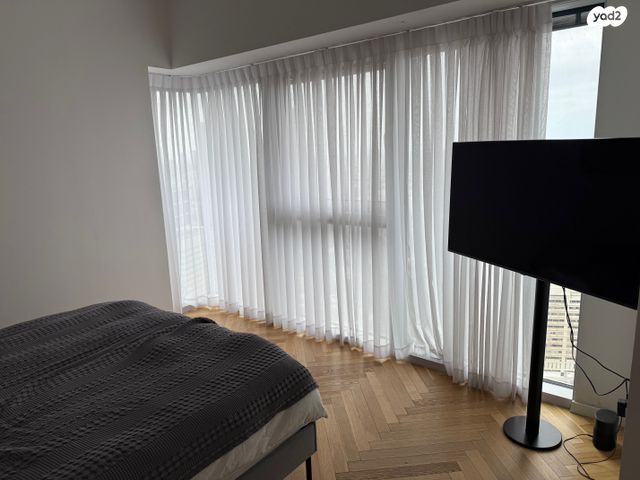 דירה, דרך מנחם בגין 144, מונטיפיורי, הרכבת, תל אביב יפו