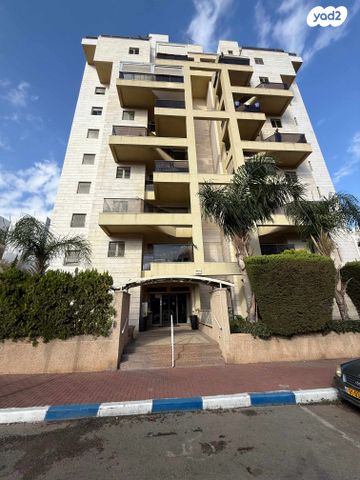 דירה, שירת אסתר 8, נווה גן, פתח תקווה