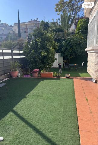 בית פרטי/ קוטג', דובדבן 21, מורדות טבריה, טבריה