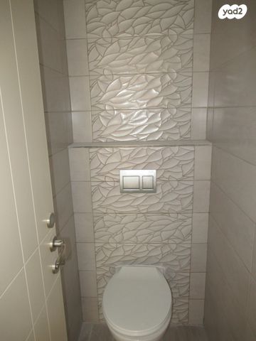 דירה, הרבי מנדבורנא 32, הדקל, ביתר עילית