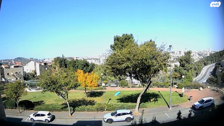 דירה, המחנכת 27, גילה, ירושלים