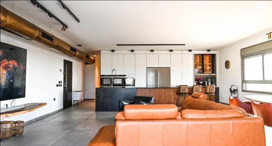 גג/ פנטהאוז, מפל התנור 13, שקמים ואגמים, אשקלון