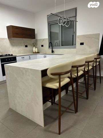 דירה, דרך מנחם בגין 20, הכלניות, שדרות