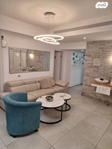 דירה, שוהם 17, אבני חן, חריש