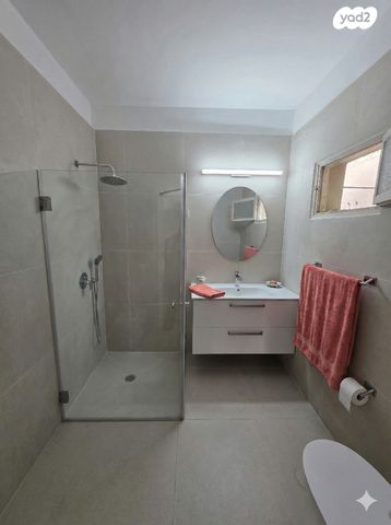 בית פרטי/ קוטג', בארי 58, נווה ישראל, הרצליה