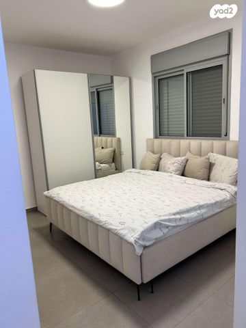 דירה, דרך מנחם בגין 20, הכלניות, שדרות