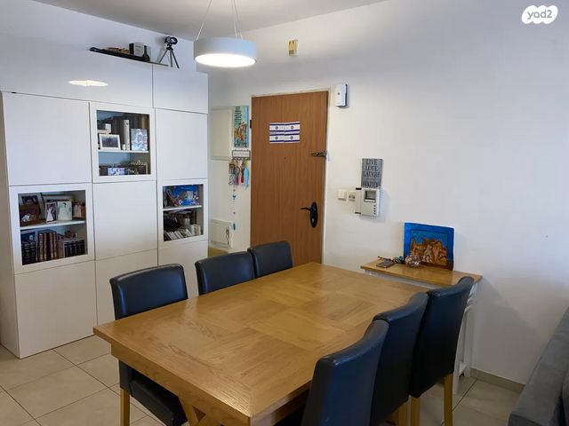 דירה, הגולן 9, קרית השרון, נתניה