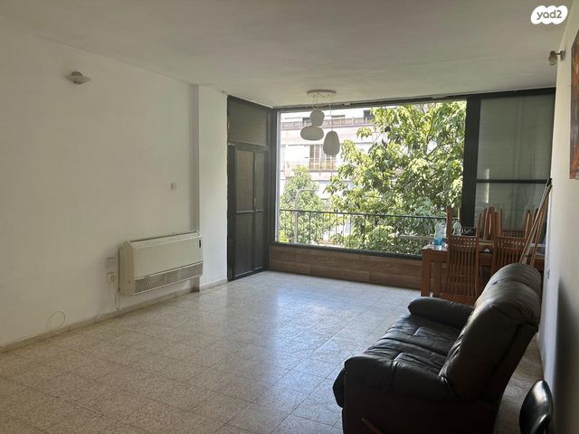 דירה, הירדן 30, נגבה, רמת גן