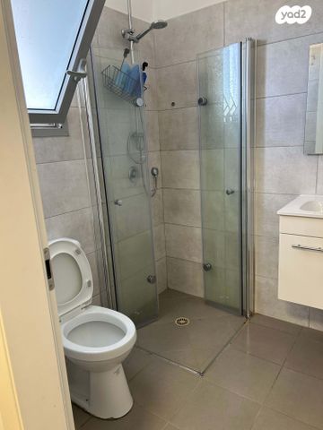 דירה, דרך מנחם בגין 20, הכלניות, שדרות