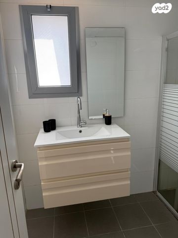 דירה, סמטת ים סוף 14, המאפיה, מרכז העיר, אילת