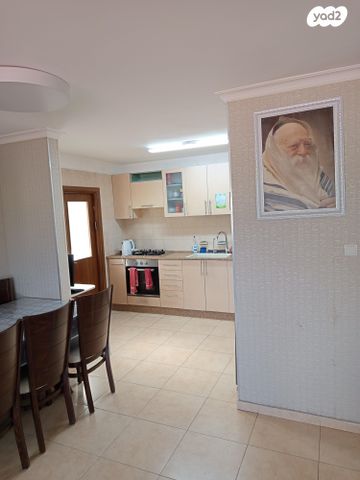 דירה, שדרות ששת הימים 8, ניר אביב, תל אביב יפו