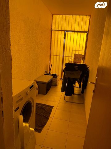 נוף החולה 22