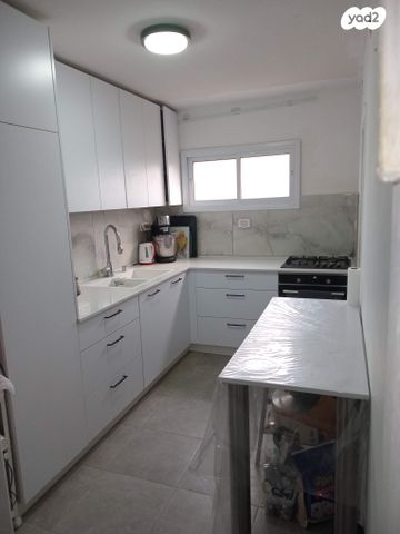 דירה, משעול מנשה 3, בני ישראל, קרית גת