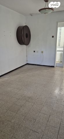 דירה, אבן גבירול 24, רובע ב', אשדוד