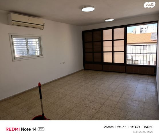 דירה, יל"ג 5, אברמוביץ', ראשון לציון