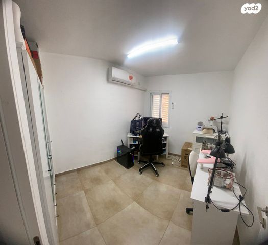 דירה, מבצע סיני 24, רמת יוסף, בת ים