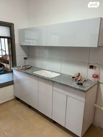 בית פרטי/ קוטג', וייצמן 18, שאר העיר, קרית עקרון