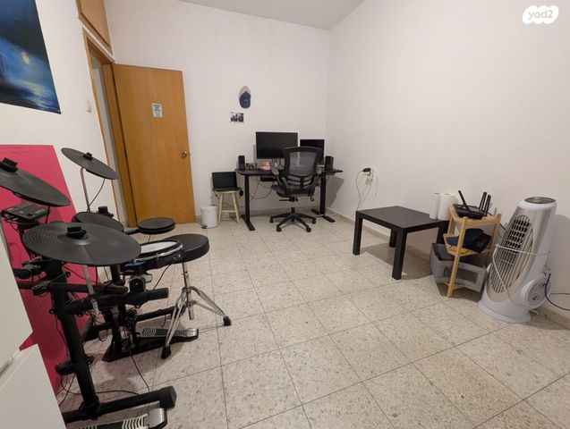 דירה, הרב חבה אליהו 13, שכונת חשמונאים, מרכז העיר א, רמת גן