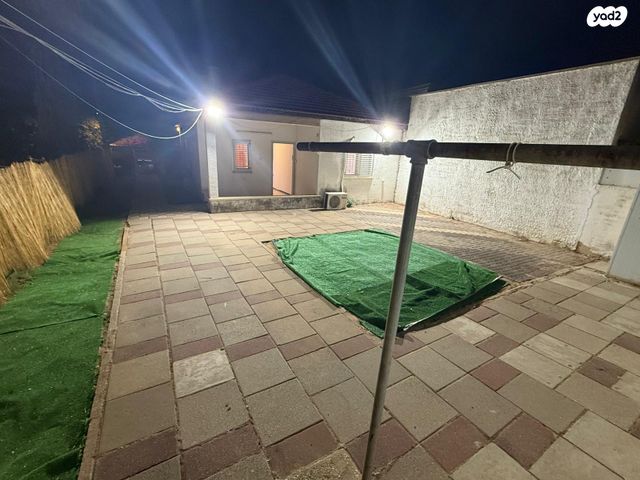 בית פרטי/ קוטג', הדקל 1, שיכון ותיקים, חולון