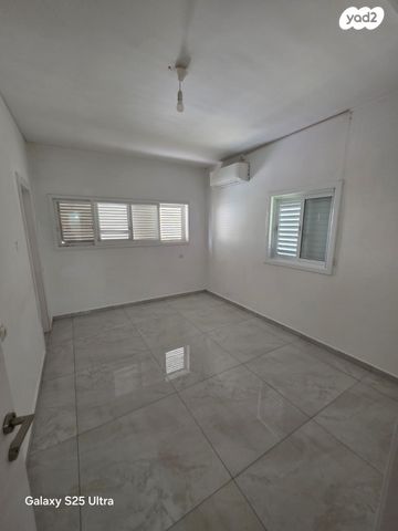 דירה, אריה שנקר 28, אגרובנק, חולון