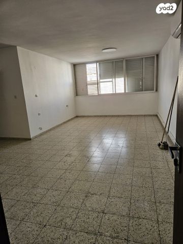 דירה, ויצמן 186, ראשונים, כפר סבא