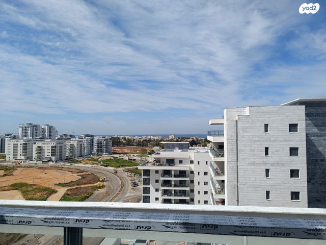 גג/ פנטהאוז, ליבנה 30, יצחק שמיר, נהריה