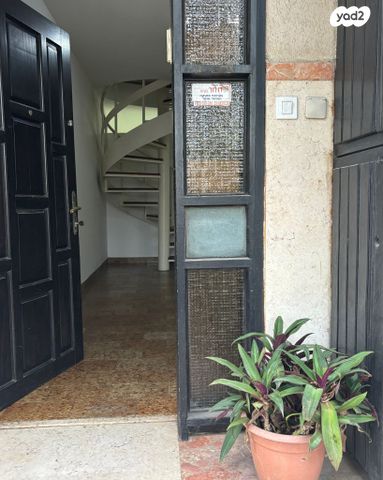 בית פרטי/ קוטג', וייצמן 13, שיכון גג, אזור