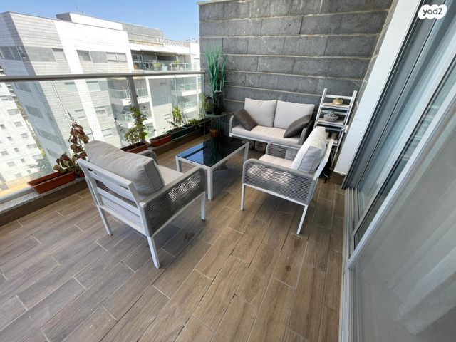 דירה, אהבת אדם 68, שרונה, כפר יונה