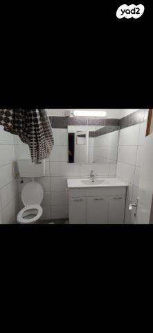 בית פרטי/ קוטג', הנביאים 68, נאות יהודית ונווה ארזים, חולון