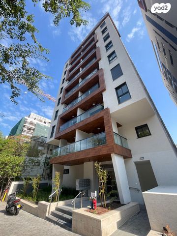 דירה, הרא"ה 153, עליות, רמת גן