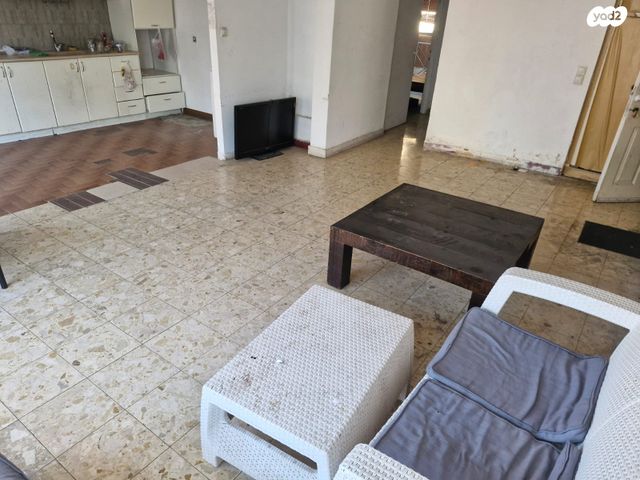 דירה, חובבי ציון 48, לב המושבה / מרכז העיר, פתח תקווה