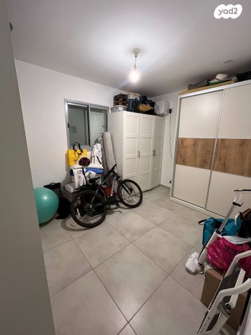 דירה, שדרות ההגשמה 11, בצוותא, חריש