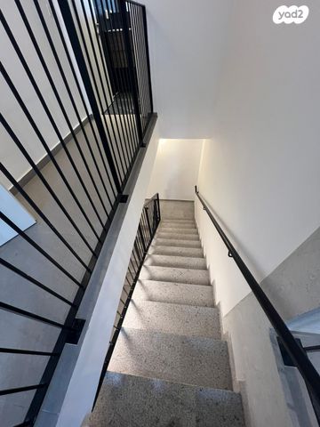 דירת גן, ישראל ב"ק 11, מונטיפיורי, הרכבת, תל אביב יפו