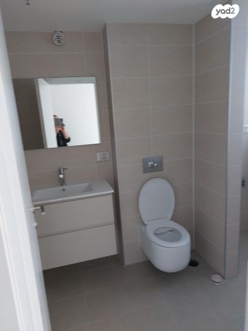 דירה, יצחק שמיר 17, רמת הדר, גבעת שמואל