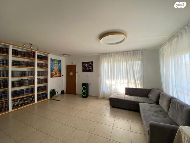 חטיבת עציוני 109