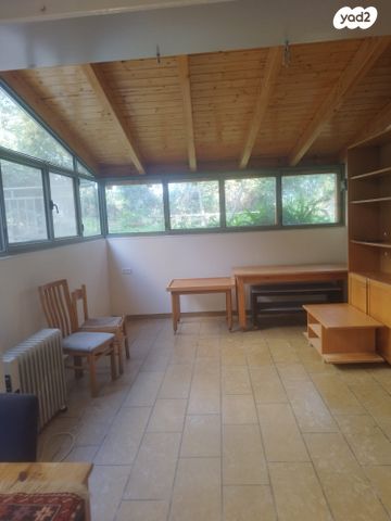 יחידת דיור, ישי 8, גבעת חנניה, אבו תור, ירושלים