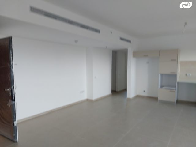 דירה, יצחק שמיר 17, רמת הדר, גבעת שמואל