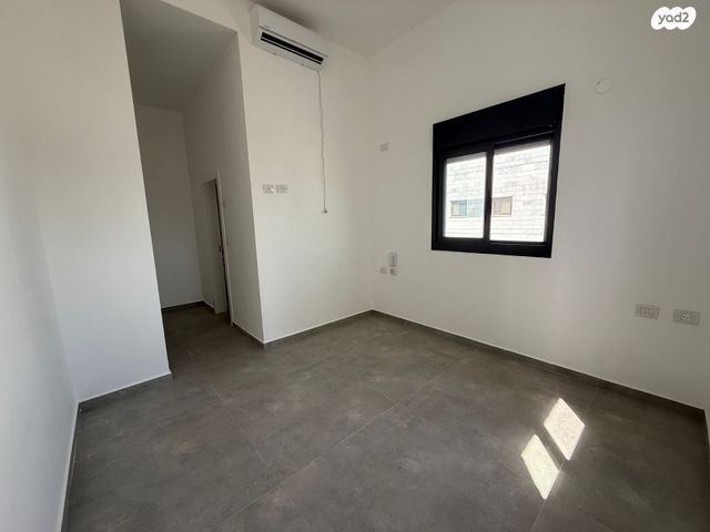 גג/ פנטהאוז, ליבנה 30, יצחק שמיר, נהריה